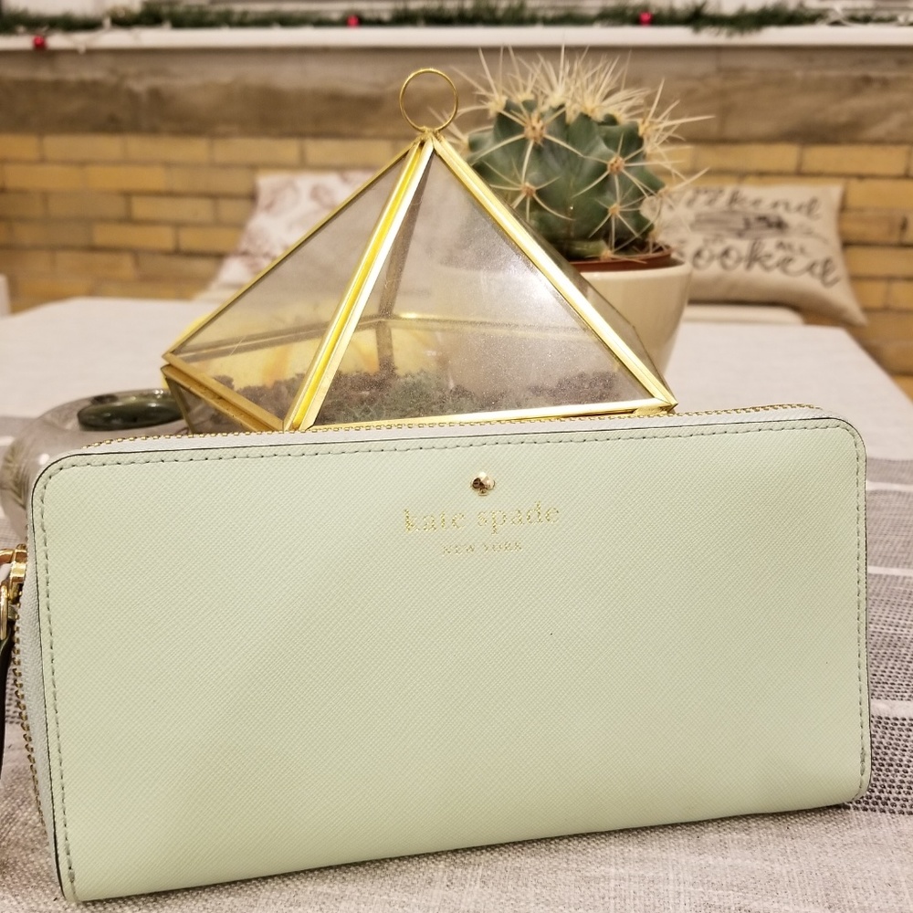Kate Spade Light Soft Green Wallet